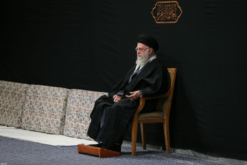 اولین شب مراسم عزاداری شهادت حضرت زهرا(س)با حضور رهبر انقلاب