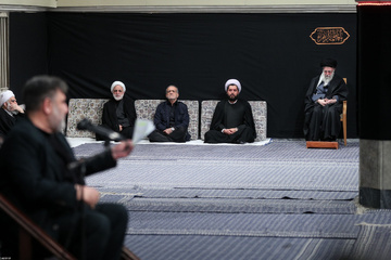 اولین شب مراسم عزاداری شهادت حضرت زهرا(س)با حضور رهبر انقلاب