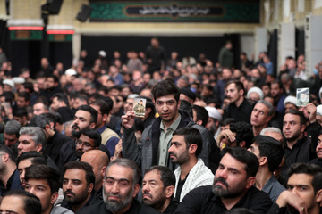 اولین شب مراسم عزاداری شهادت حضرت زهرا(س)با حضور رهبر انقلاب