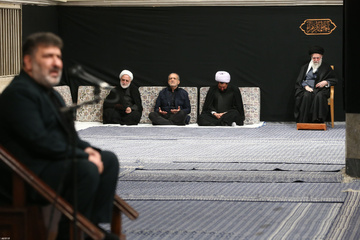 اولین شب مراسم عزاداری شهادت حضرت زهرا(س)با حضور رهبر انقلاب