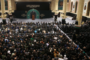 اولین شب مراسم عزاداری شهادت حضرت زهرا(س)با حضور رهبر انقلاب