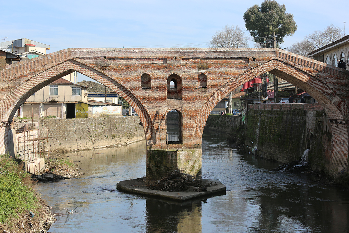 پل خشتی لنگرود