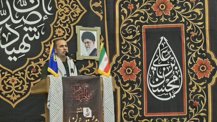 تجمع بزرگ بسیجیان در حرم شاهچراغ (ع)