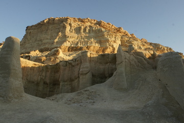 دره ستارگان قشم