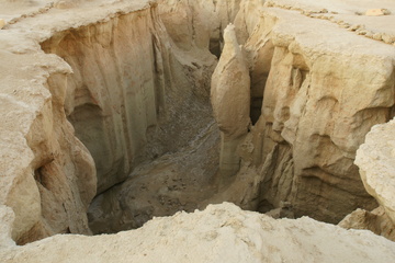 دره ستارگان قشم