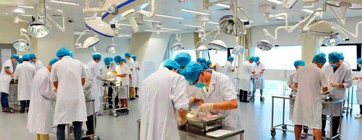 اختلال در آموزش پزشکی، کیفیت تحصیل و سلامت جامعه را تهدید می‌کند