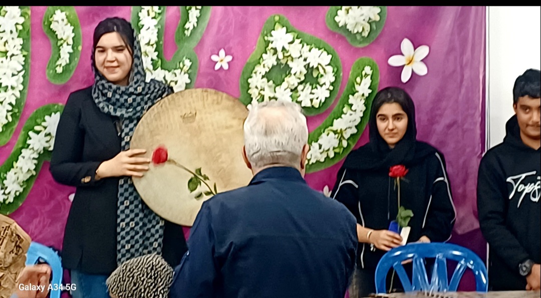 کارگران و بازنشستگان باید در تصمیمسازیهای کشور نقش داشته باشند/ نقش بانوان کارآفرین در توسعه و مدیریت شهری