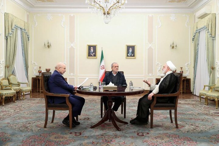 جلسه سران سه قوه به میزبانی رئیس جمهور برگزار شد