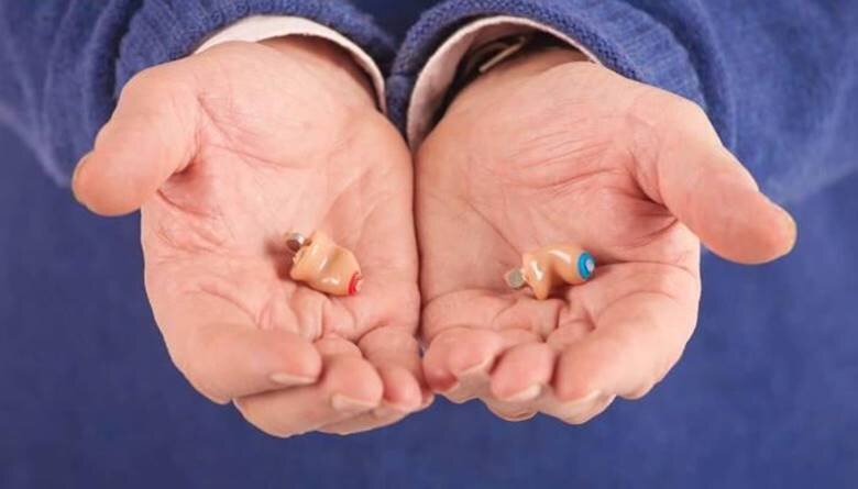 سمعک داخل گوشی بهتر است یا پشت گوشی؟