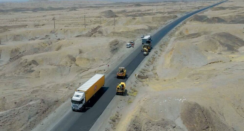 روکش 581 کیلومتر از محورهای خراسان جنوبی روکش 581 کیلومتر از محورهای خراسان جنوبی