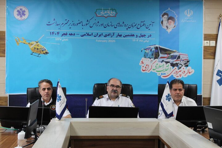 دو آمبولانس و چهار موتورلانس جدید وارد چرخه عملیاتی اورژانس زنجان شد 