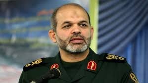 سردار وحیدی: ملت ایران هرگز از ناو و جنگنده نمیترسد سردار وحیدی: ملت ایران هرگز از ناو و جنگنده نمیترسد