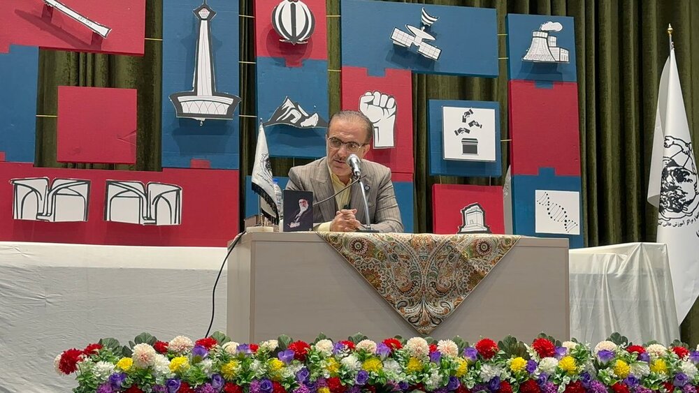 رشد ۴۰ برابری پزشکان متخصص زن پس از انقلاب رشد ۴۰ برابری پزشکان متخصص زن پس از انقلاب