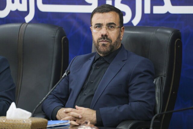 قدردانی استاندار فارس از حضور مردم در آیین تشییع شهدا