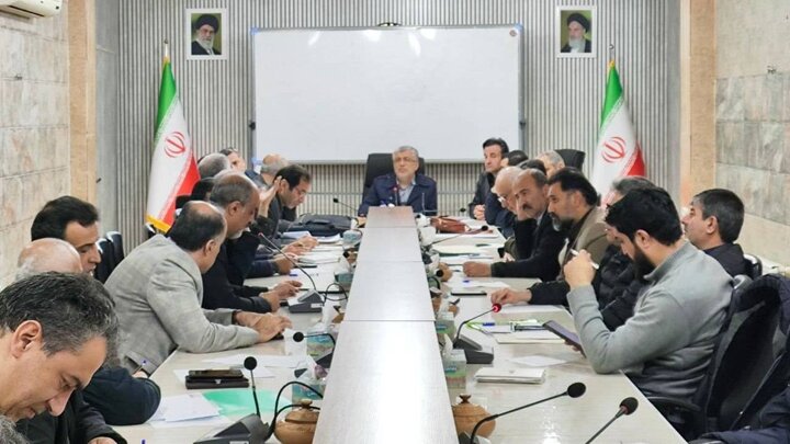تداوم تامین و توزیع  بدون وقفه کالاهای اساسی در کردستان