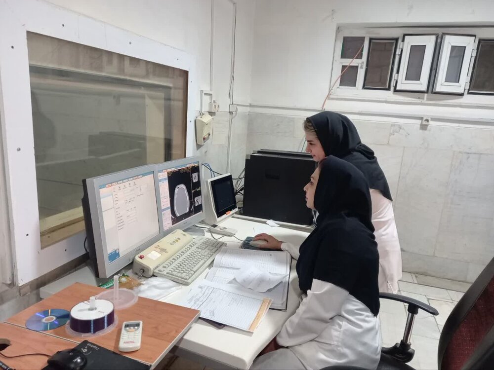 خدمت با قدرت در شرایط  جنگی  برای مردمی که لایق بهترین‌ها هستند در کادر درمان کرمانشاه ادامه دارد