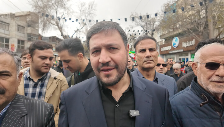 راهپیمایی روز قدس امسال در کرمانشاه با حضور گسترده و پرشور اقشار مختلف مردم برگزار شد