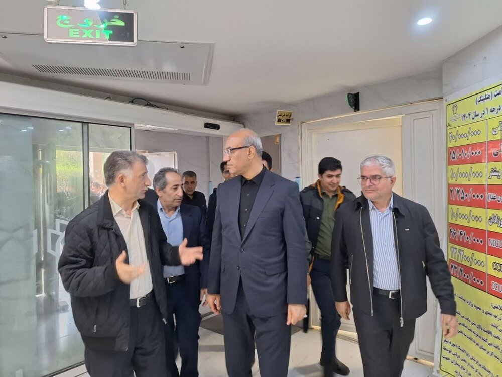 بازدید نوروزی استاندار کرمانشاه از بیمارستان امام خمینی اسلام آباد غرب بازدید نوروزی استاندار کرمانشاه از بیمارستان امام خمینی اسلام آباد غرب