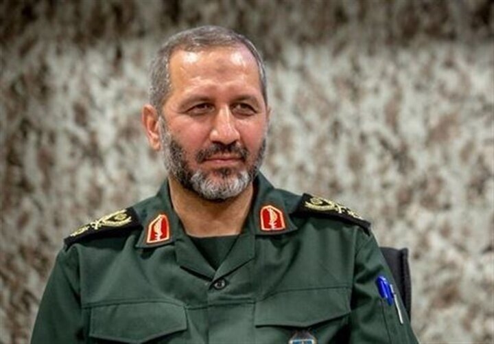 عظمت و شکوه بعثت در خیابانها را با حفظ انسجام و اتحاد مقدس حفظ کنید عظمت و شکوه بعثت در خیابانها را با حفظ انسجام و اتحاد مقدس حفظ کنید