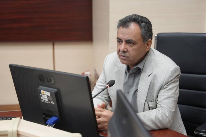 آغاز خط‌کشی محوری معابر؛ گامی مؤثر برای ایمنی ترافیکی و آرامش روانی شهروندان