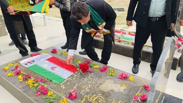 گزارش تصویری / حضور خادمین  امام رضا در شهرستان مهر فارس-عکاس زینب مزارعی