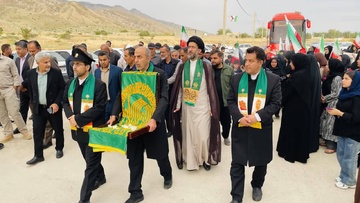 گزارش تصویری / حضور خادمین  امام رضا در شهرستان مهر فارس-عکاس زینب مزارعی