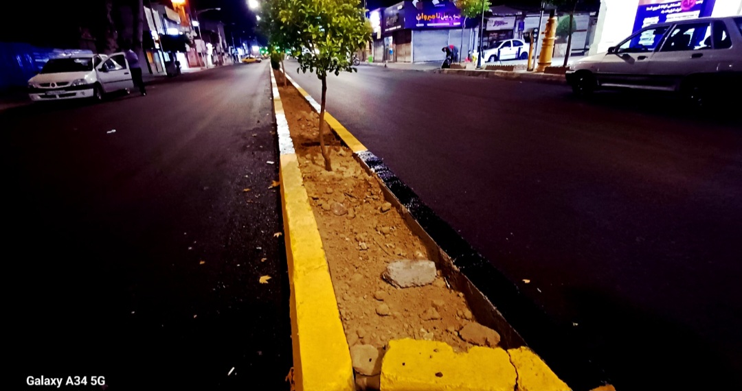 نهضت آسفالت در قائم‌شهر؛ بیش از ۱۹۰ هزار تن آسفالت طی ۵۵ ماه/ تعویض تیرهای روشنایی و تأکید بر اصلاح الگوی مصرف