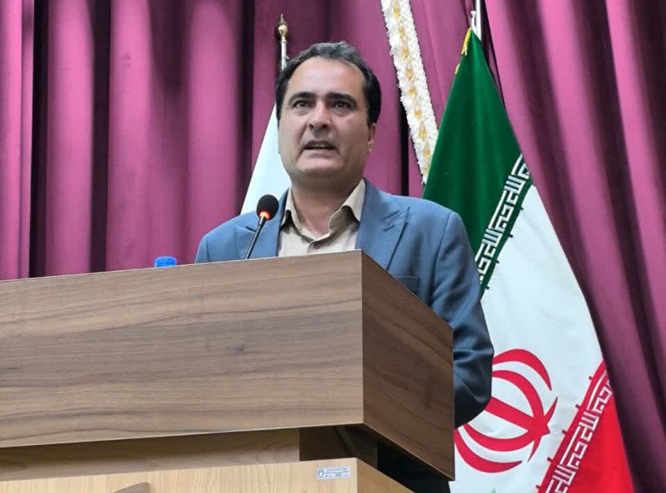 اهدای عضو یکی از انسانیترین جلوههای همدلی است؛ تصمیمی که میتواند از دل یک فقدان بزرگ، جان چندین انسان را نجات دهد. اهدای عضو یکی از انسانیترین جلوههای همدلی است؛ تصمیمی که میتواند از دل یک فقدان بزرگ، جان چندین انسان را نجات دهد.