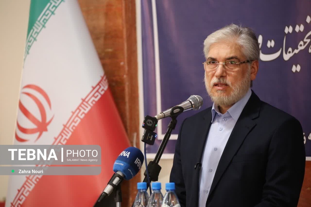 حکمرانی بهدور از داده، حکمرانی تصادفی است حکمرانی بهدور از داده، حکمرانی تصادفی است