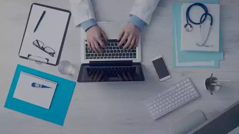 اهمیت سئو در خدمات پزشکی و سلامت: جذب مراجعین و افزایش اعتبار حرفه‌ای