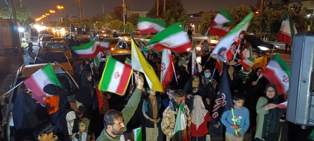 حضور میدانیِ کاروانِ خودرویی مسجد حسن بن علی(ع) محله شیشه گری شیراز