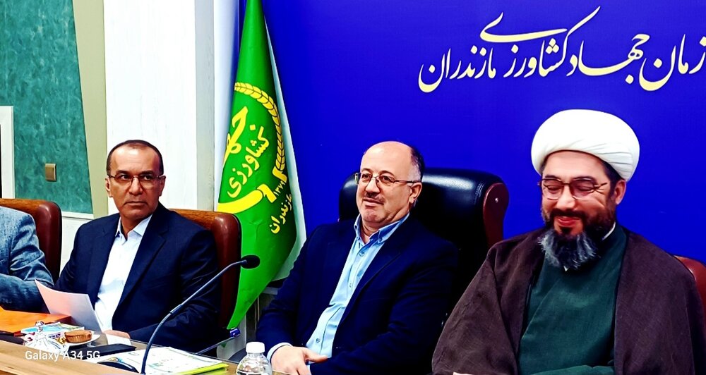 تأمین علوفه دام یکی از چالشهای جدی مازندران/ احداث ۳ کارخانه داروهای گیاهی در مازندران تأمین علوفه دام یکی از چالشهای جدی مازندران/ احداث ۳ کارخانه داروهای گیاهی در مازندران
