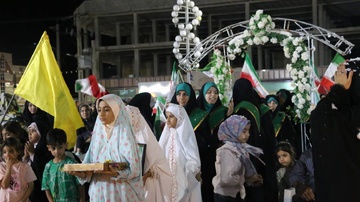 تجلیل از ۱۰ بانوی حافظ کل قرآن کریم در صد و سومین شب تجمعات ولایی شهرستان مُهر