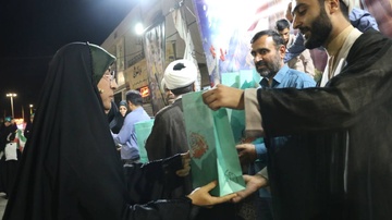 تجلیل از ۱۰ بانوی حافظ کل قرآن کریم در صد و سومین شب تجمعات ولایی شهرستان مُهر