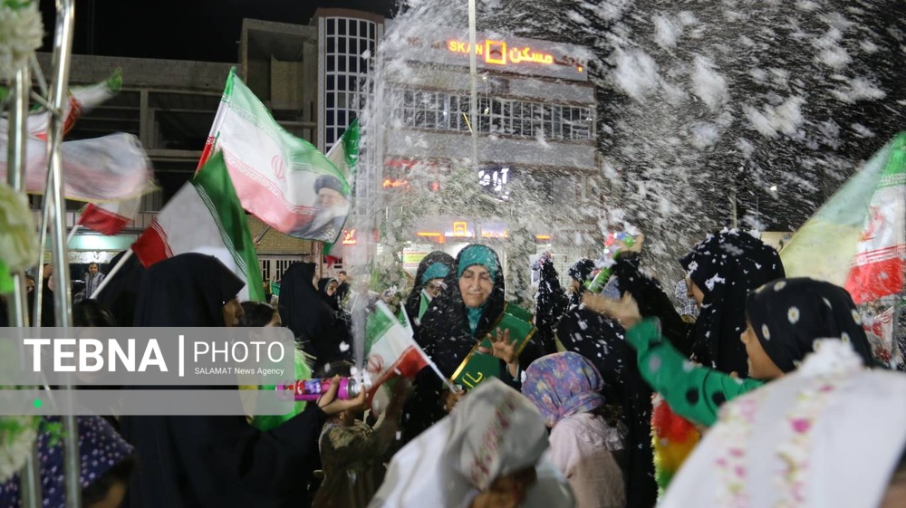 توصیههای هلالاحمر برای پیشگیری از گرمازدگی و خفگی در تجمع تشییع رهبر شهید توصیههای هلالاحمر برای پیشگیری از گرمازدگی و خفگی در تجمع تشییع رهبر شهید