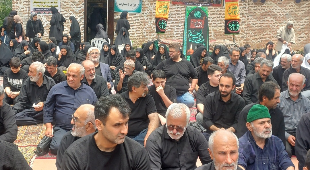 شور و شعور حسینی در روستای پرچینگ/ اقامه نماز ظهر عاشورا در قائمشهر