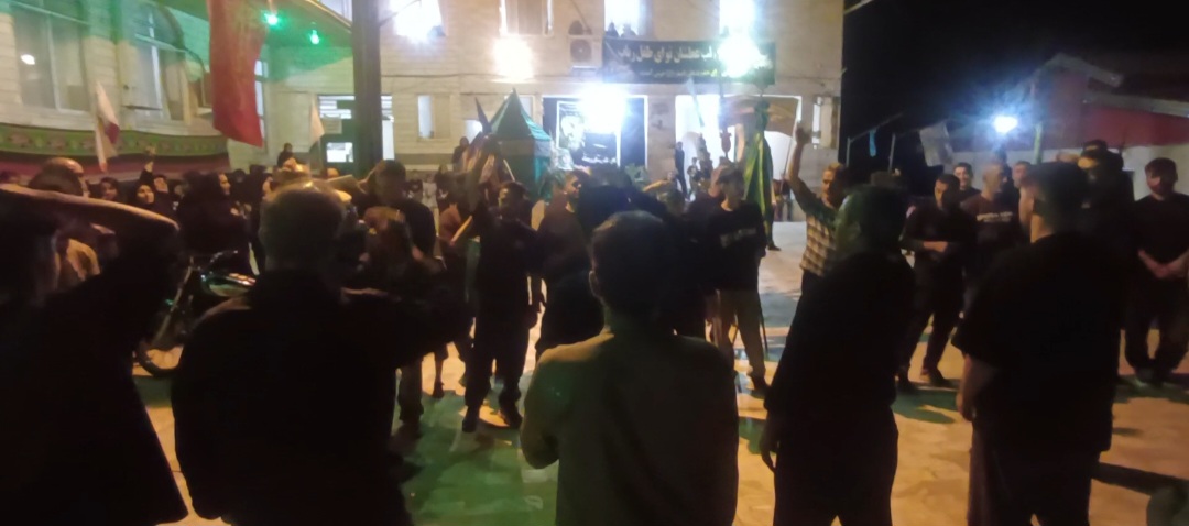شور و شعور حسینی در روستای پرچینگ/ اقامه نماز ظهر عاشورا در قائمشهر