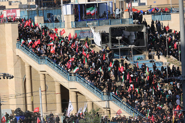 مراسم وداع با پیکر رهبرشهید انقلاب