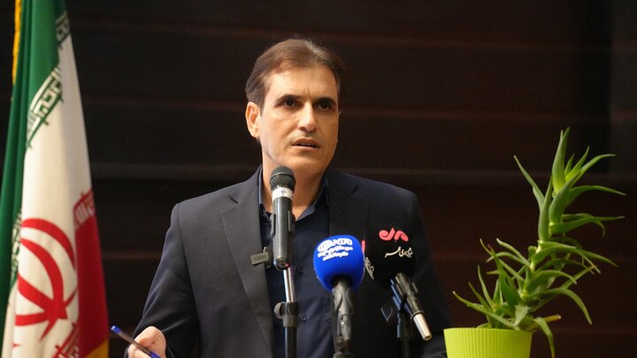 محتوای تصویری مرتبط با جاذبه‌های تاریخی، باستانی، طبیعی و اسلامی استان کرمانشاه در محل موکب‌های اربعین   پخش می شود