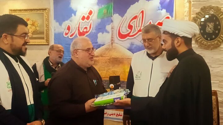 استمرار جلسات خانگی مذهبی، ضامن گسترش فرهنگ دینی است