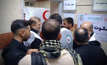 ️ بازدید دبیرکل هلال‌احمر از روند ارائه خدمات درمانی به زائران اربعین در نجف اشرف