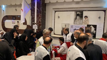 ️ بازدید دبیرکل هلال‌احمر از روند ارائه خدمات درمانی به زائران اربعین در نجف اشرف