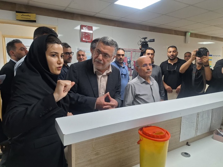 سفر وزیر بهداشت و درمان به شهرستان لامِرد فارس