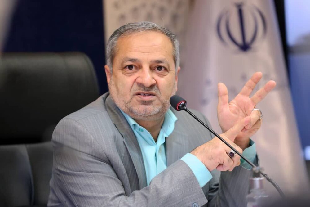 دستگاه دیپلماسی در خط مقدم دفاع از منافع ایران و پشتیبان نظام تعلیم و تربیت است