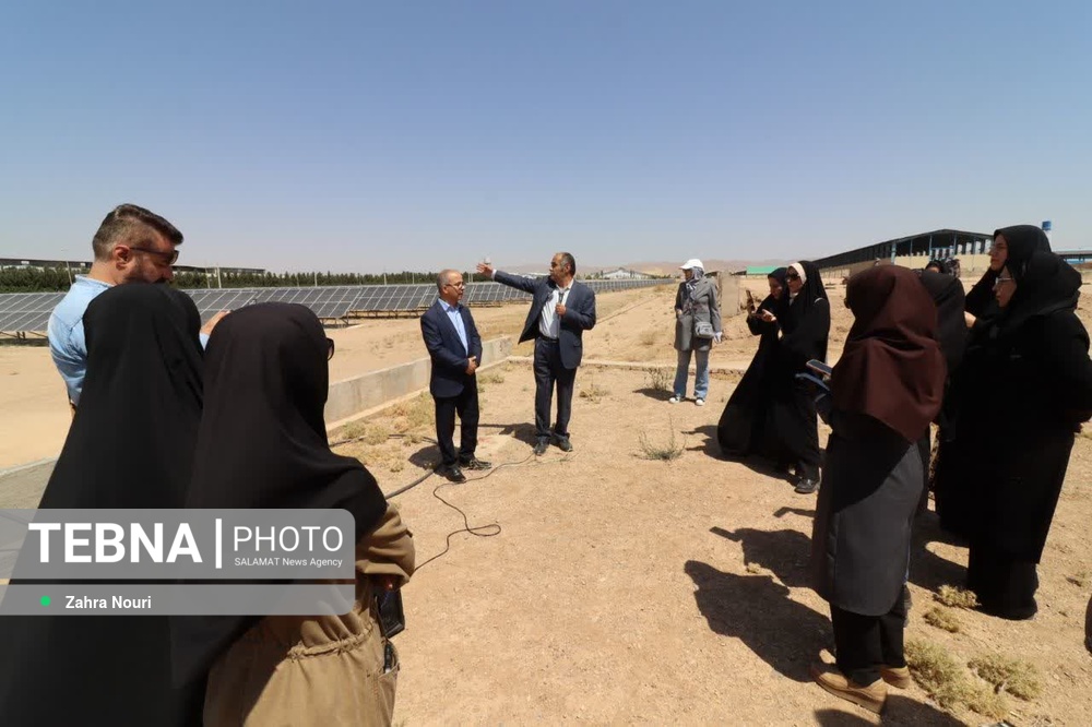 خورشید روی مدار زنجان