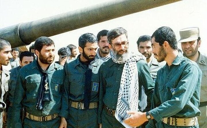 شبکه قرآن و معارف سیما روایتگر حضور رهبر شهید در روزهای دفاع و مقاومت