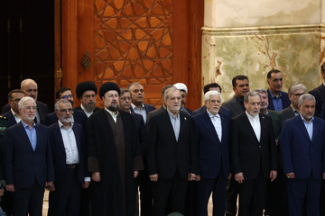 تجدید میثاق رئیس جمهور  با آرمان‌های امام راحل