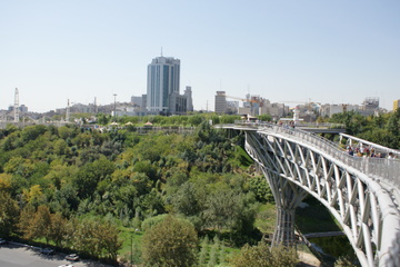 پل طبیعت تهران