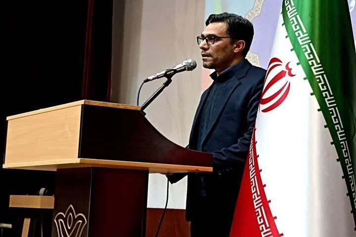 کلاس‌های درس امروز، سنگرهای جهاد علمی برای اعتلای ایران هستند