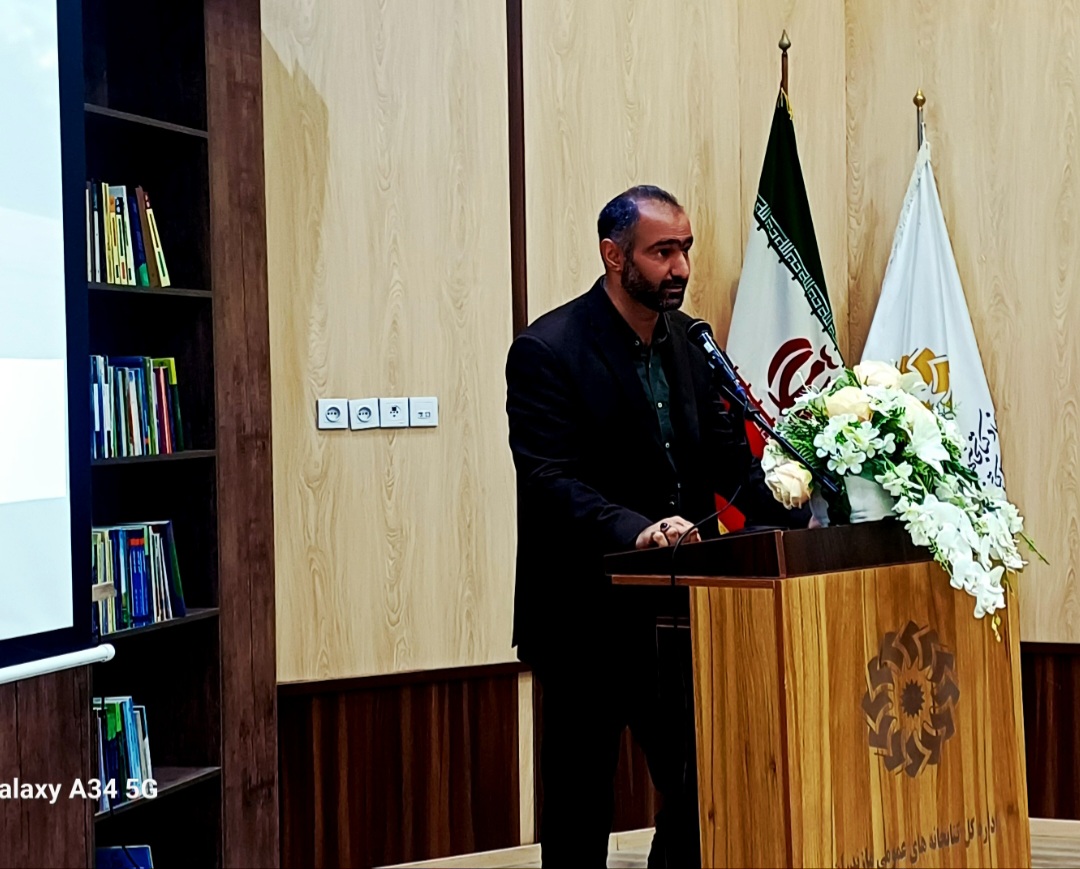 عصر شعر «یادیاران» در کتابخانه‌های عمومی قائم‌شهر برگزار شد